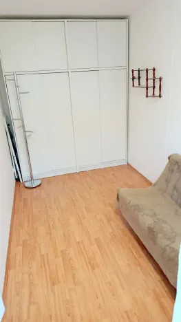 Pronájem bytu 2+kk, Praha - Krč, Hurbanova, 32 m2