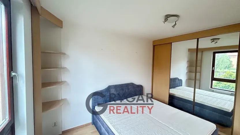 Prodej bytu 2+kk, Praha - Stodůlky, Jaroslava Foglara, 43 m2