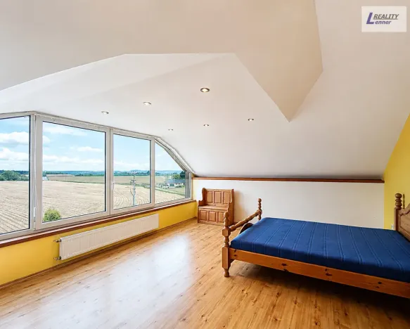 Pronájem rodinného domu, Klučenice, 300 m2