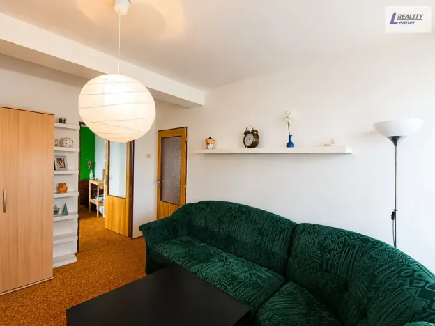Pronájem rodinného domu, Klučenice, 300 m2