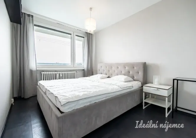 Pronájem bytu 2+kk, Praha - Záběhlice, Choceradská, 44 m2