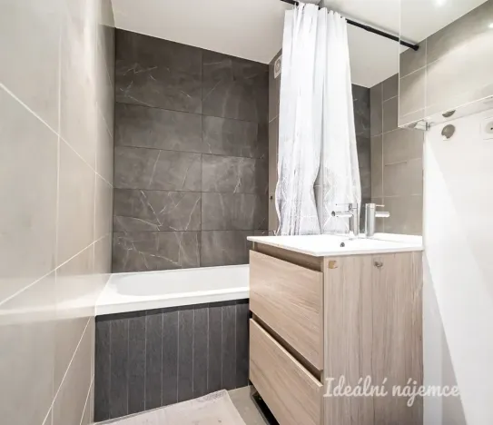 Pronájem bytu 2+kk, Praha - Záběhlice, Choceradská, 44 m2