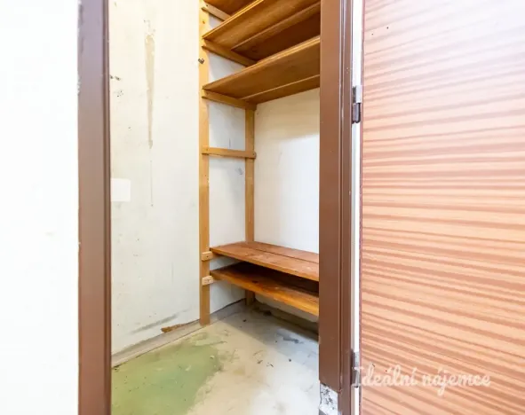 Pronájem bytu 2+kk, Praha - Záběhlice, Choceradská, 44 m2