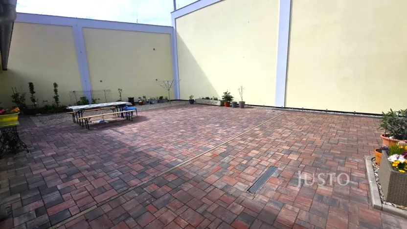 Pronájem kanceláře, Písek - Budějovické Předměstí, Sedláčkova, 110 m2