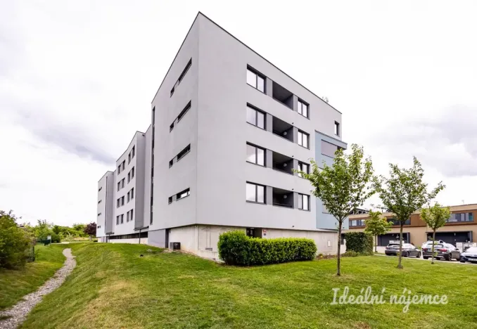 Pronájem bytu 2+kk, Praha - Černý Most, Mrázkova, 50 m2