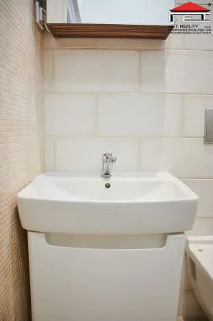 Pronájem bytu 1+kk, Ostrava, Nádražní, 20 m2