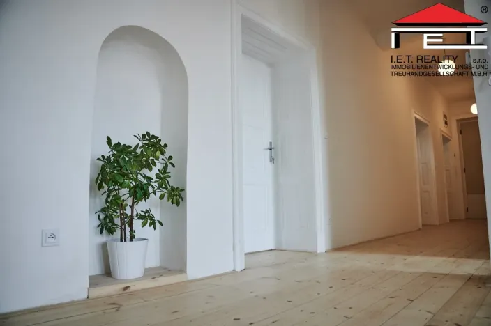 Pronájem bytu 1+kk, Ostrava, Nádražní, 20 m2