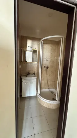 Dražba bytu 3+1, Žiželice, Komenského, 61 m2