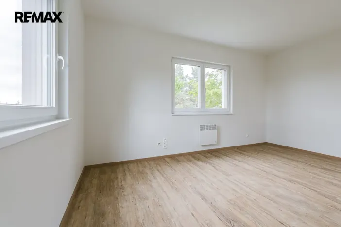 Pronájem kanceláře, Úvaly, Maroldova, 70 m2