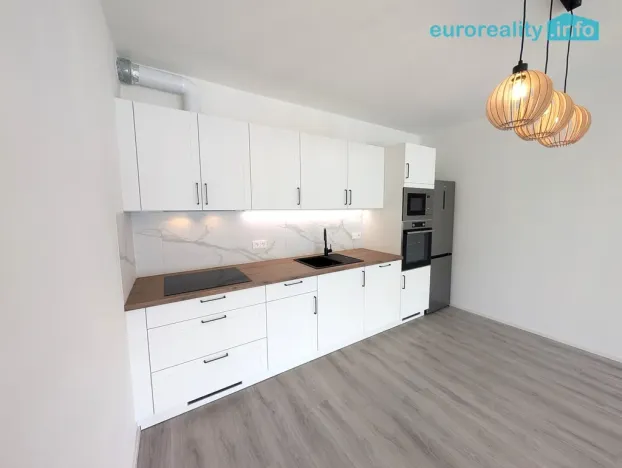 Pronájem bytu 2+kk, Plzeň, Zahradní, 70 m2