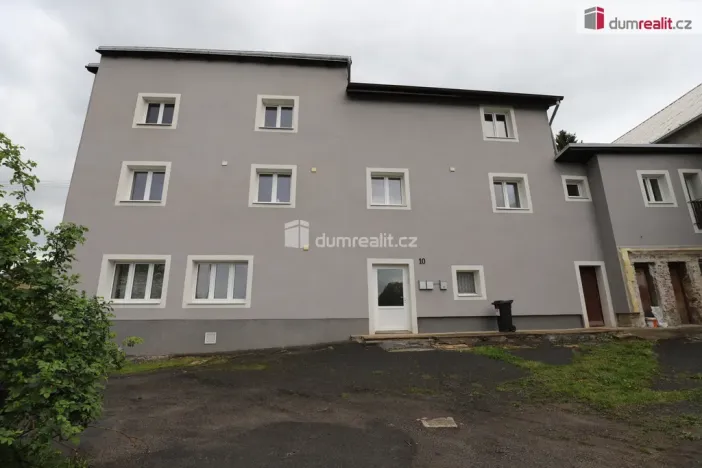 Pronájem bytu 1+kk, Karlovy Vary - Počerny, 58 m2