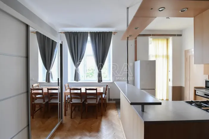 Pronájem bytu 1+kk, Praha - Strašnice, Kralická, 30 m2