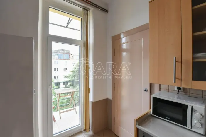Pronájem bytu 1+kk, Praha - Strašnice, Kralická, 30 m2