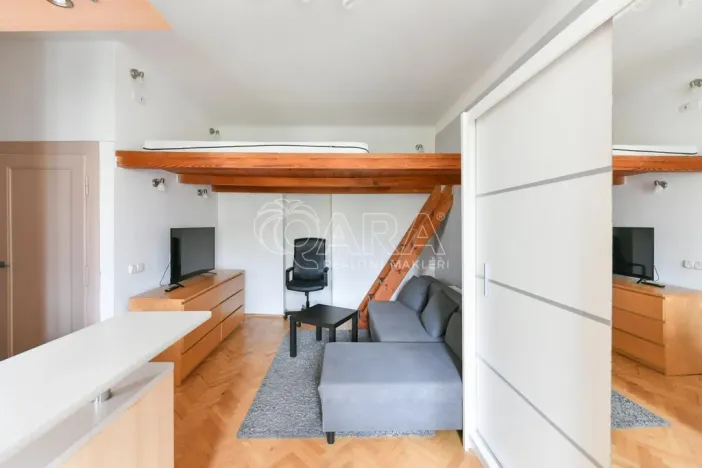 Pronájem bytu 1+kk, Praha - Strašnice, Kralická, 30 m2