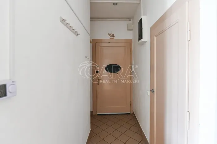 Pronájem bytu 1+kk, Praha - Strašnice, Kralická, 30 m2