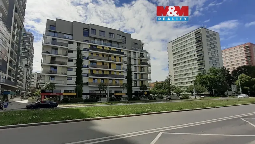 Pronájem bytu 1+kk, Praha, Počernická, 42 m2