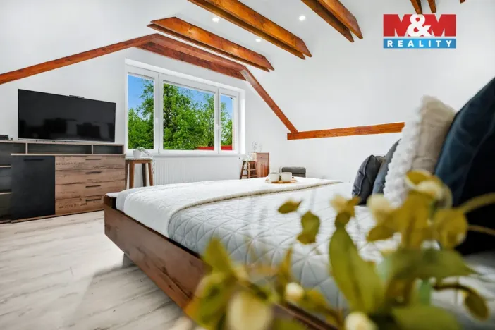 Prodej rodinného domu, Rynoltice, 224 m2