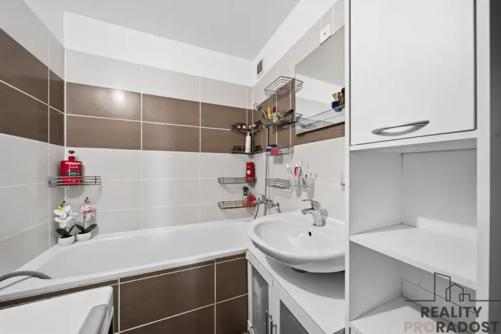 Prodej bytu 3+1, Hodonín, Šumná, 68 m2