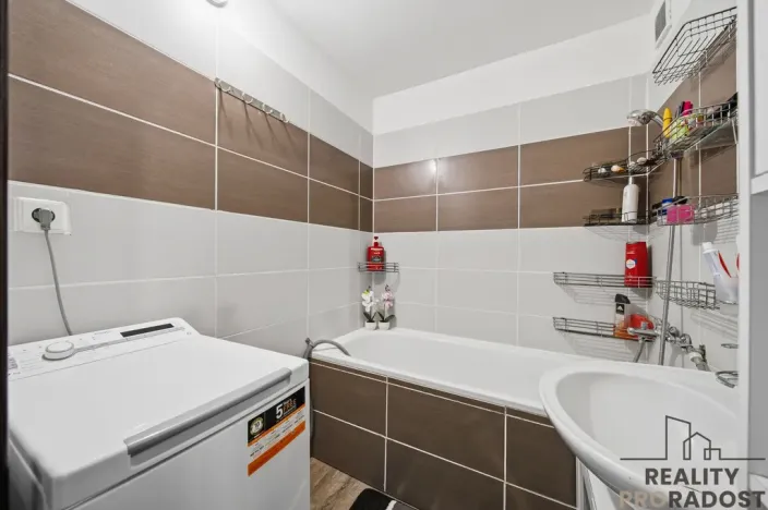 Prodej bytu 3+1, Hodonín, Šumná, 68 m2