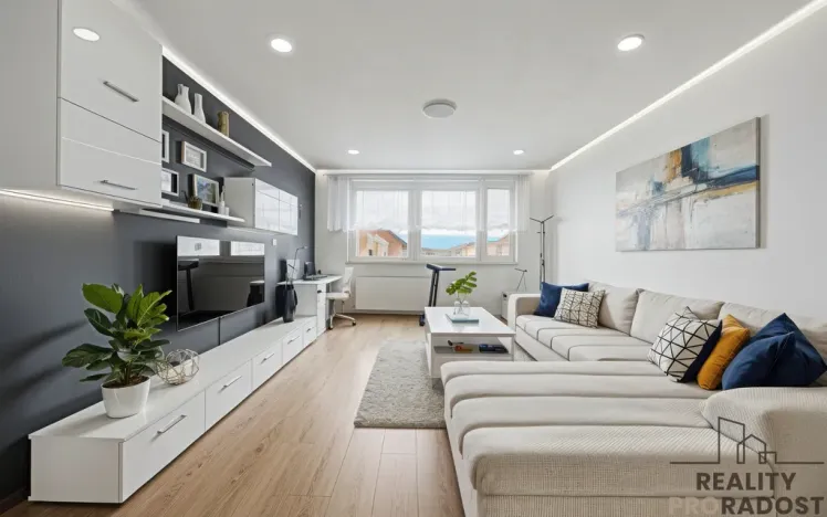 Prodej bytu 3+1, Hodonín, Šumná, 68 m2