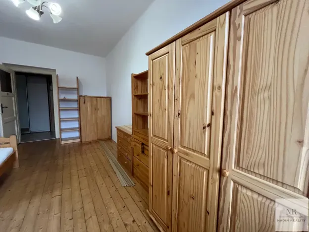 Pronájem bytu 4+1, Karlovy Vary, Šmeralova, 98 m2