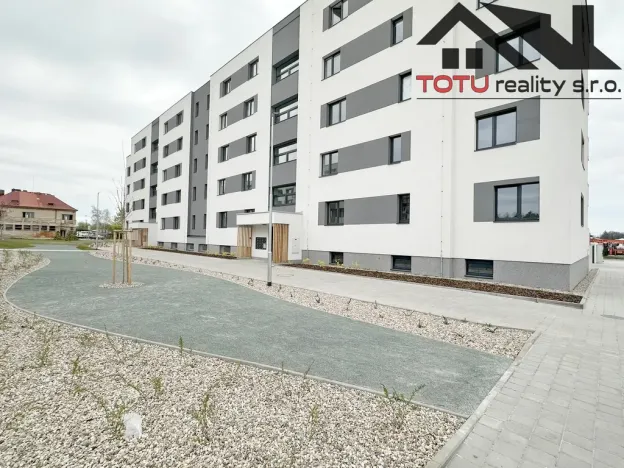 Pronájem bytu 2+kk, Jaroměř, Josefa Šímy, 57 m2