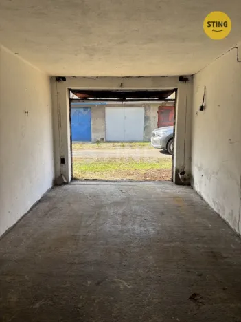 Pronájem garáže, Ostrava - Radvanice, 18 m2
