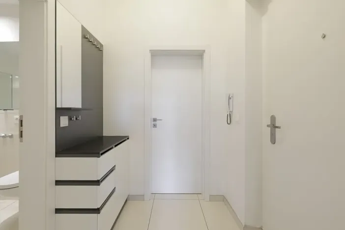 Pronájem bytu 2+kk, Praha - Žižkov, Žižkovo náměstí, 59 m2