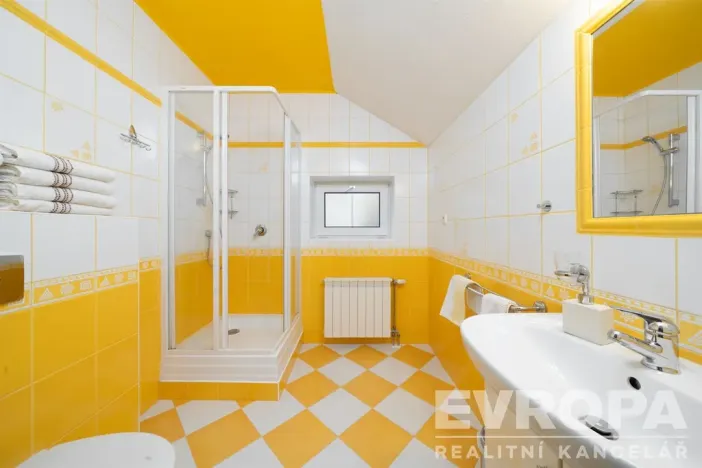 Prodej ubytování, Špindlerův Mlýn - Bedřichov, 390 m2