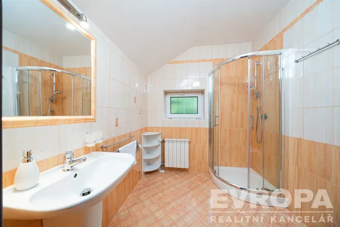 Prodej ubytování, Špindlerův Mlýn - Bedřichov, 390 m2