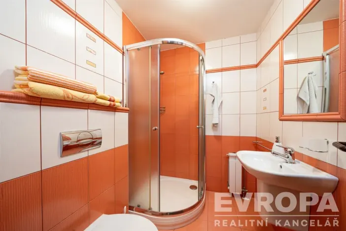 Prodej ubytování, Špindlerův Mlýn - Bedřichov, 390 m2
