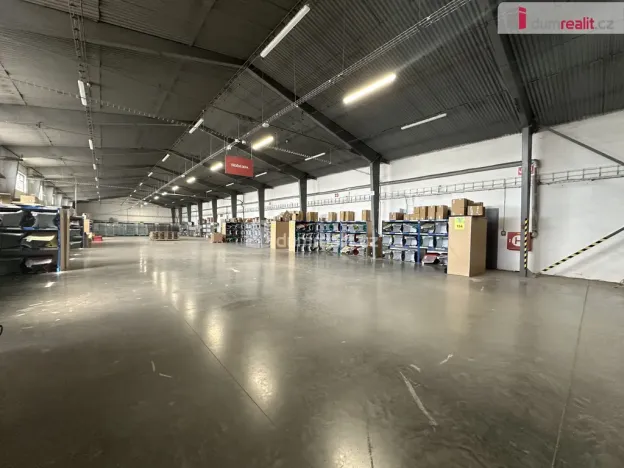 Pronájem skladu, Břeclav, Na Hrůdách, 3000 m2