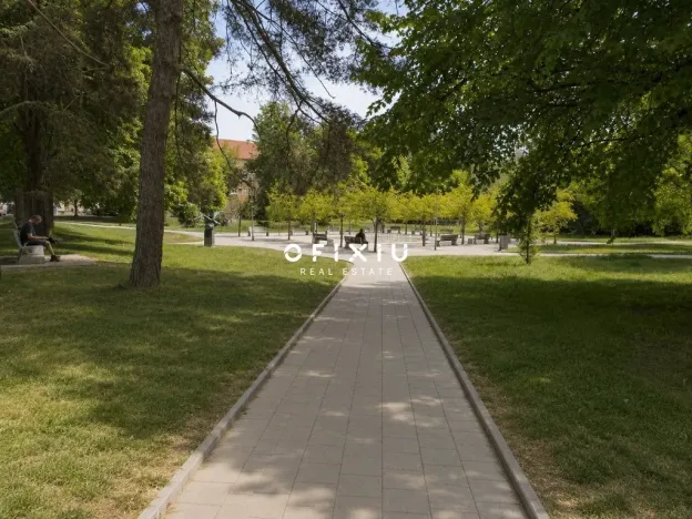 Pronájem obchodního prostoru, Kroměříž, Slovanské náměstí, 135 m2