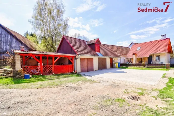 Prodej rodinného domu, Věžná - Brná, 225 m2