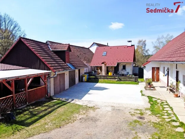 Prodej rodinného domu, Věžná - Brná, 225 m2