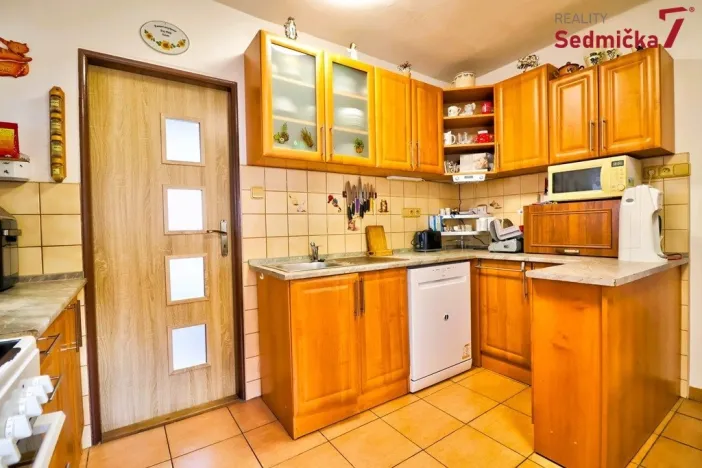 Prodej rodinného domu, Věžná - Brná, 225 m2