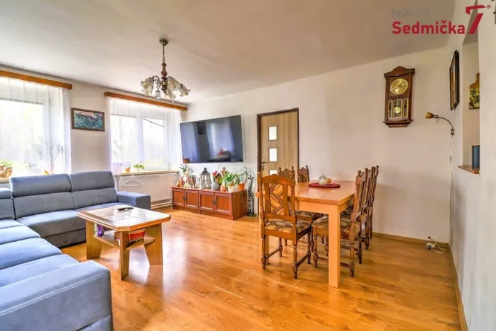 Prodej rodinného domu, Věžná - Brná, 225 m2