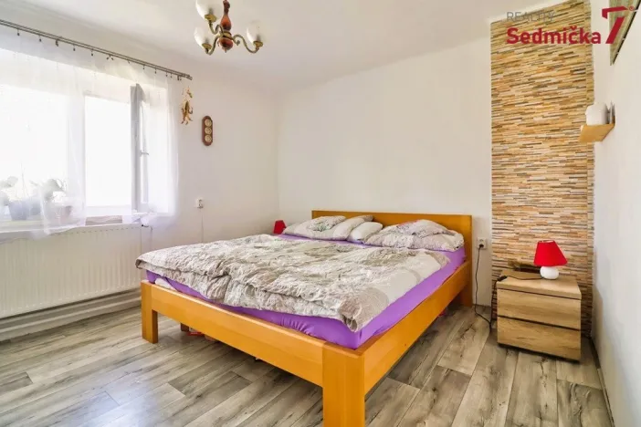 Prodej rodinného domu, Věžná - Brná, 225 m2