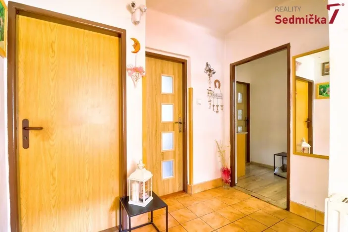 Prodej rodinného domu, Věžná - Brná, 225 m2