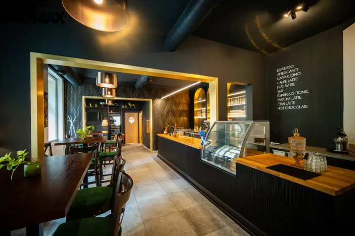 Pronájem restaurace, Praha - Smíchov, Zborovská, 185 m2