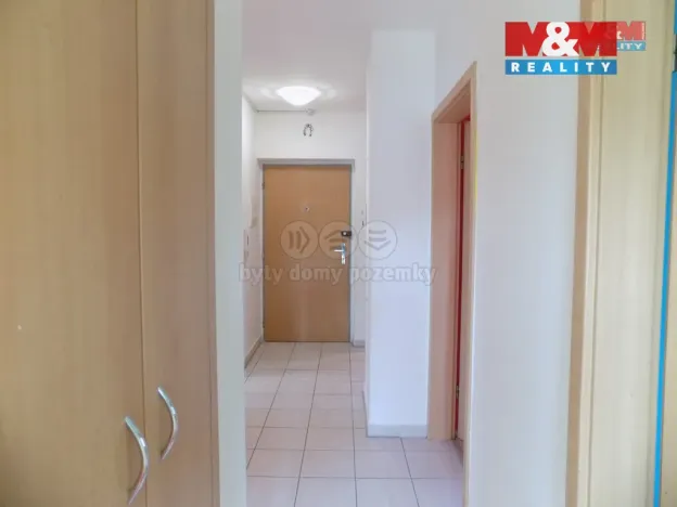 Pronájem bytu 4+1, Králův Dvůr, 74 m2