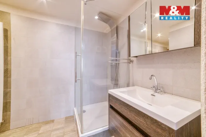 Pronájem bytu 3+1, Cheb, Hradební, 56 m2