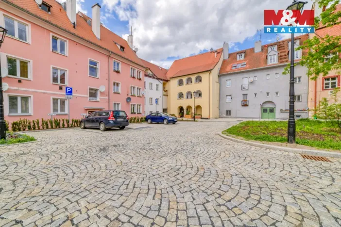 Pronájem bytu 3+1, Cheb, Hradební, 56 m2