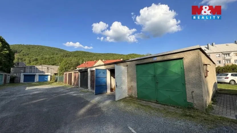 Prodej garáže, Hlubočky, 23 m2