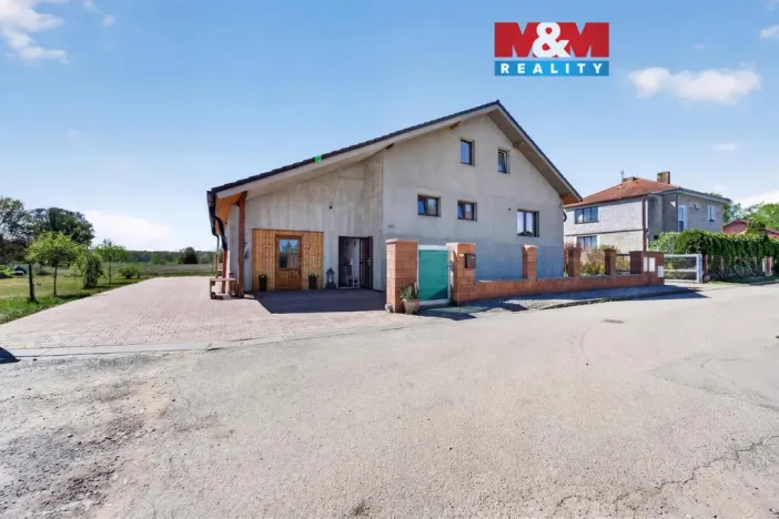 Prodej rodinného domu, Lužnice, 266 m2