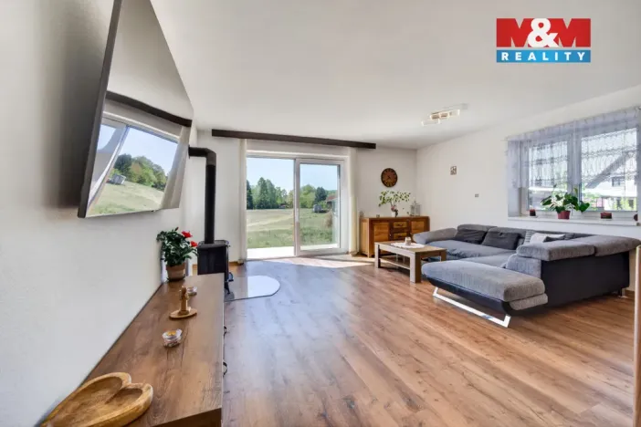 Prodej rodinného domu, Lužnice, 266 m2