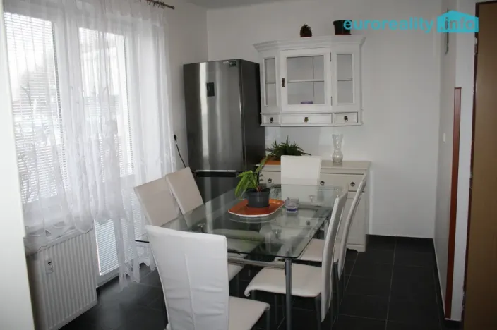 Pronájem bytu 3+1, Klatovy, U Elektrárny, 70 m2