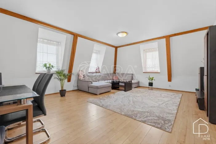 Pronájem bytu 3+1, Mratín, Kostelecká, 92 m2