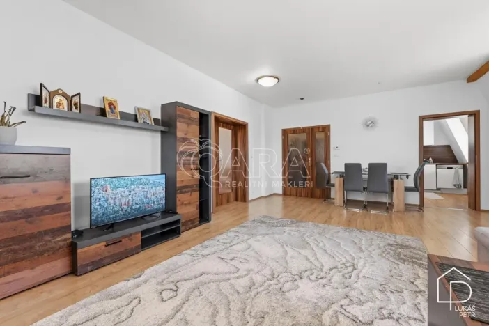 Pronájem bytu 3+1, Mratín, Kostelecká, 92 m2