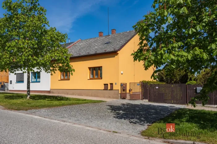 Prodej rodinného domu, Hradec Králové - Nový Hradec Králové, Pešinova, 300 m2